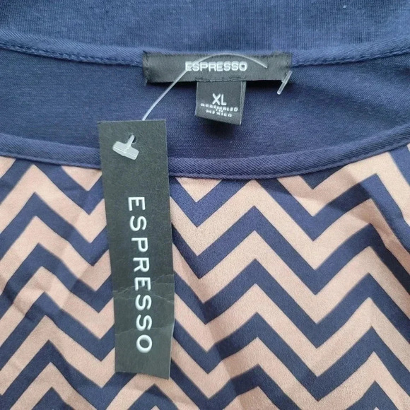 NWT Espresso Shirt Women's Blue Pink Zigzag Chevron Blouse Stretch Sz XL - Picture 2 of 8